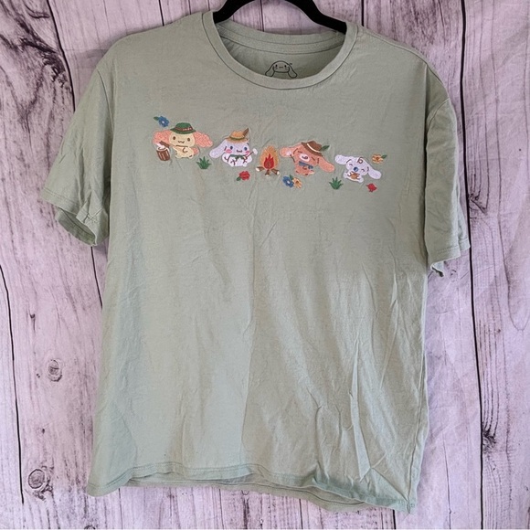 Sanrio Cinnamoroll Cute Graphic T-Shirt with embroidered Animal Design small - Picture 1 of 5